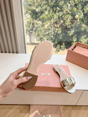 SLIDE SANDALS ATTACHED DIAMOND IN GOLD METALLIC LAMBSKIN