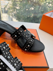 0ASIS SANDAL IN BLACK CALFSKIN WITH STUD