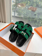 CHYPRE SANDAL IN PINE GREEN SUEDE