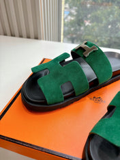 CHYPRE SANDAL IN PINE GREEN SUEDE