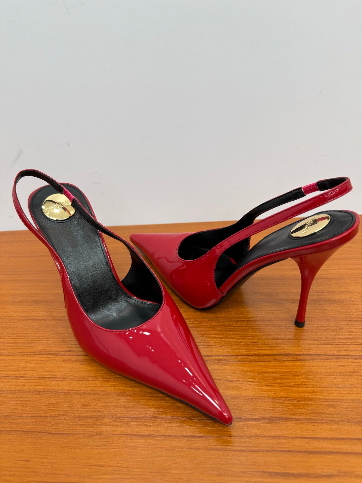 YSL 26S HEELED SLINGBACKS 100 MM IN RED GLOSSY CALFSKIN