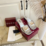 GUCCI 26S HIGH-HEELED SANDALS IN SILVER CALFSKIN WITH GOLD HARDWARE