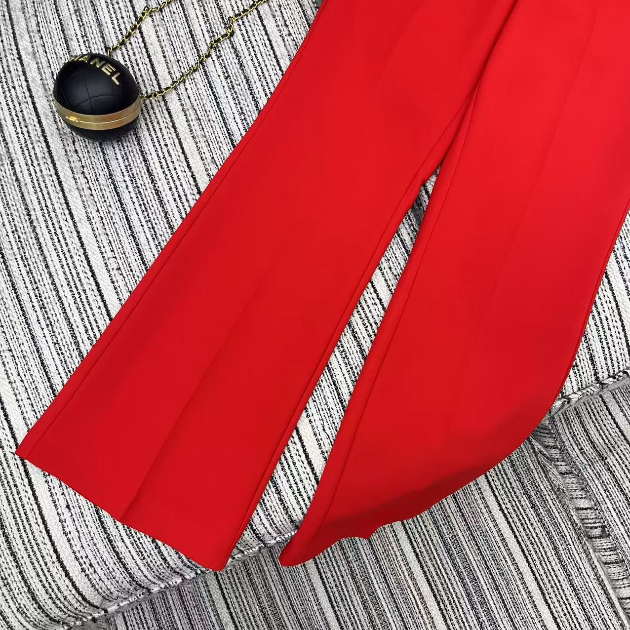 GUCCI 26S FLARED PANTS 137