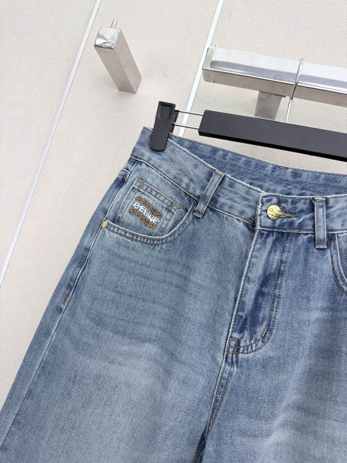 CELINE 26S STRAIGHT LEG JEANS 362