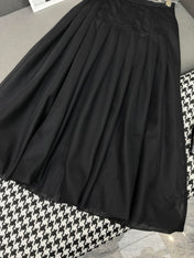 BLACK SKIRT MODEL 25S