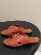 LP CLASSIC CROSS-STRAP SANDALS 25S IN RUST ORANGE LAMBSKIN