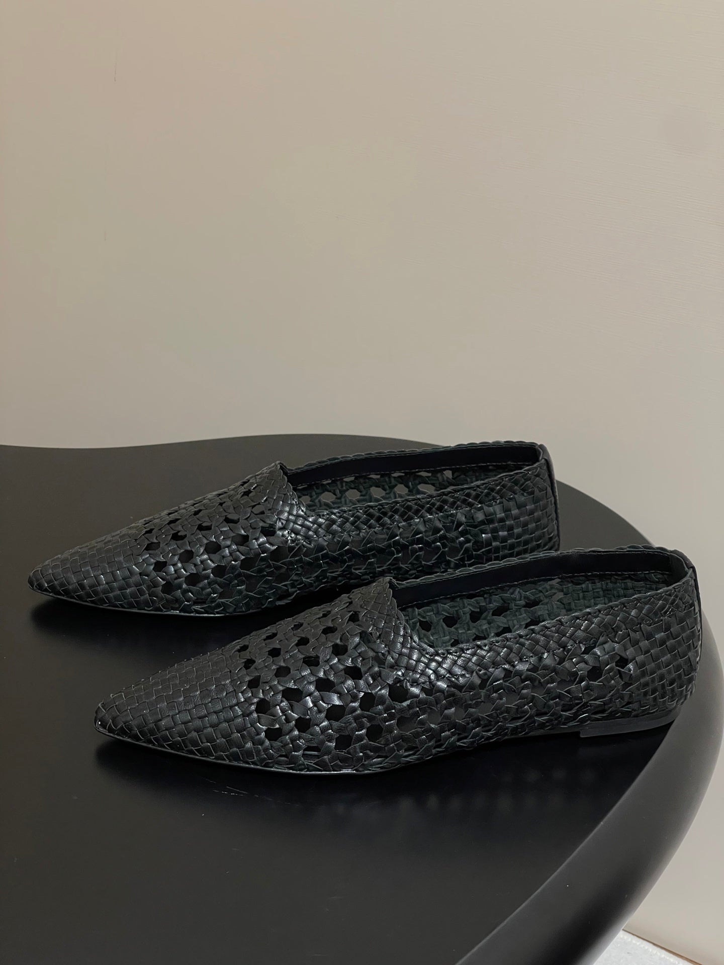 LP POINTED-TOE BALLET FLATS 25S IN BLACK LAMBSKIN