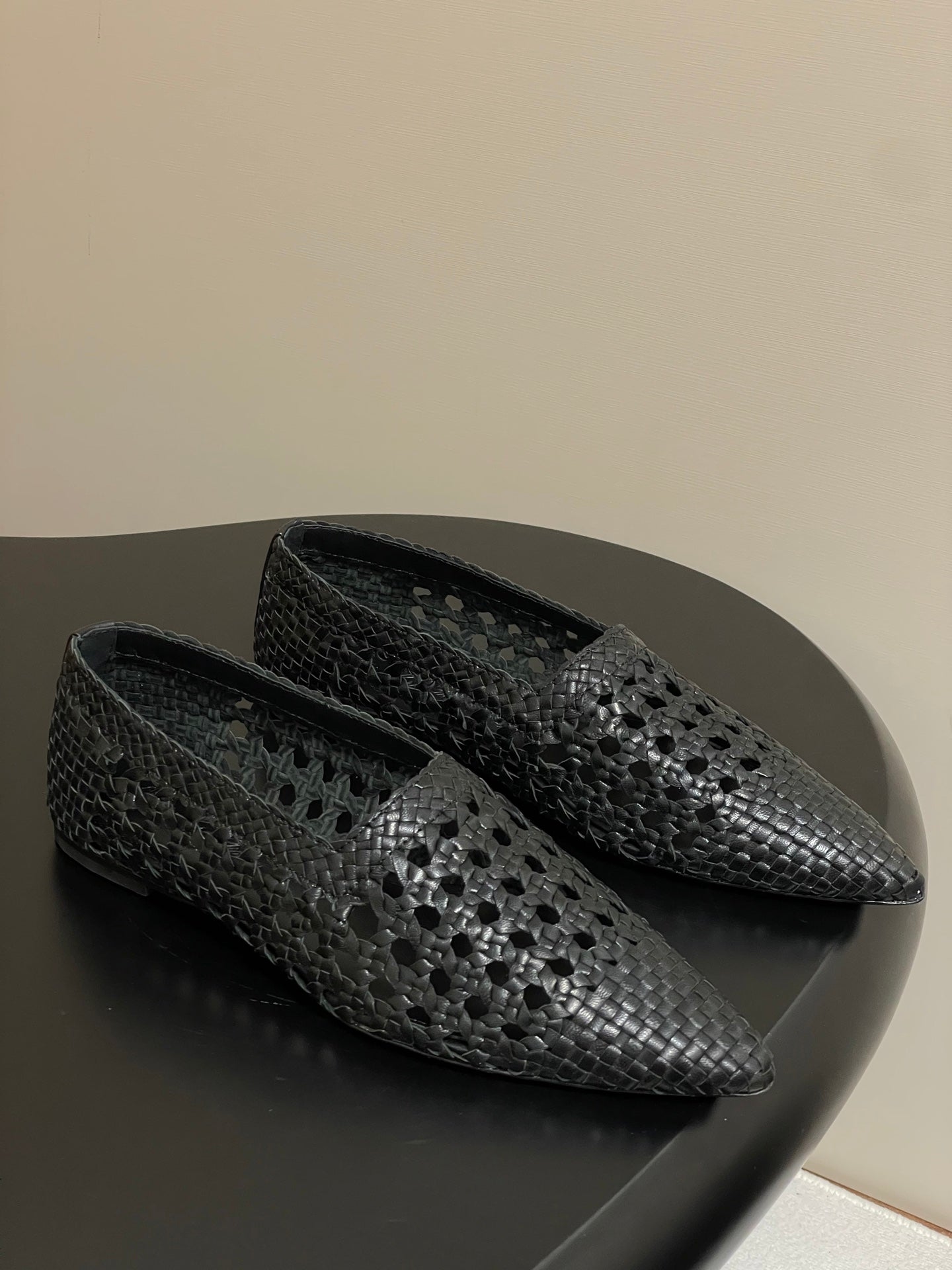 LP POINTED-TOE BALLET FLATS 25S IN BLACK LAMBSKIN