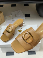 DIOR HIGH HEEL CLASSIC MONTAIGNE 40 MM 25S IN LIGHT BROWN LAMBSKIN WITH CD LOGO