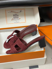 HM 25S ORAN HIGH‑HEEL SANDAL IN DARK RED SUEDE AND LAMBSKIN