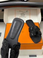 HM 25S ORAN SANDAL IN BLACK LAMBSKIN WITH STONE DETAILS