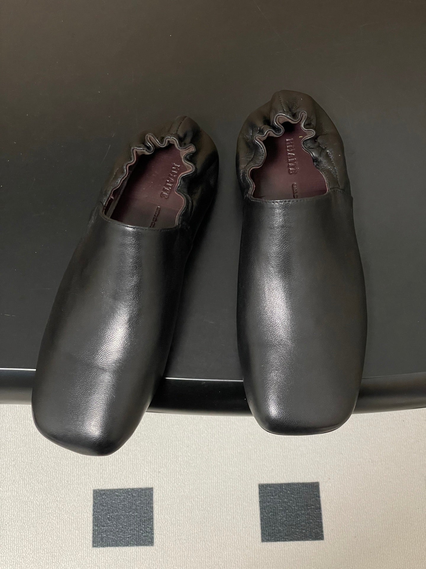 CELINE 26S ELASTIC-BACK FLAT SHOES IN BLACK LAMBSKIN