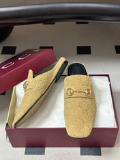 GUCCI 26S HORSEBIT LOAFER MULES IN BEIGE SUEDE
