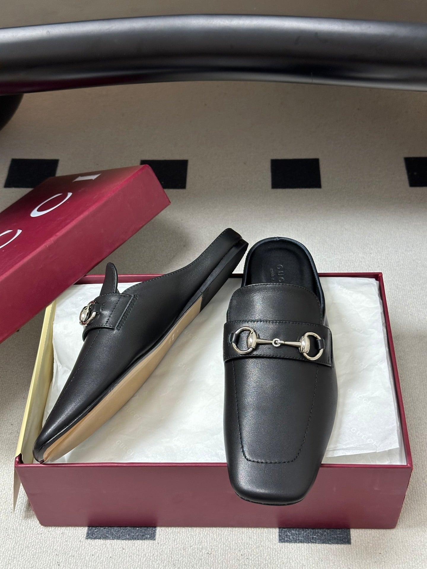GUCCI 26S HORSEBIT LOAFER MULES IN BLACK CALFSKIN