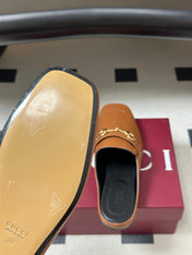 GUCCI 26S HORSEBIT LOAFER MULES IN LIGHT BROWN CALFSKIN