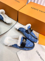 FLAT MULE IN COBALT BLUE MONOGRAM DENIM AND SHEARLING LINING