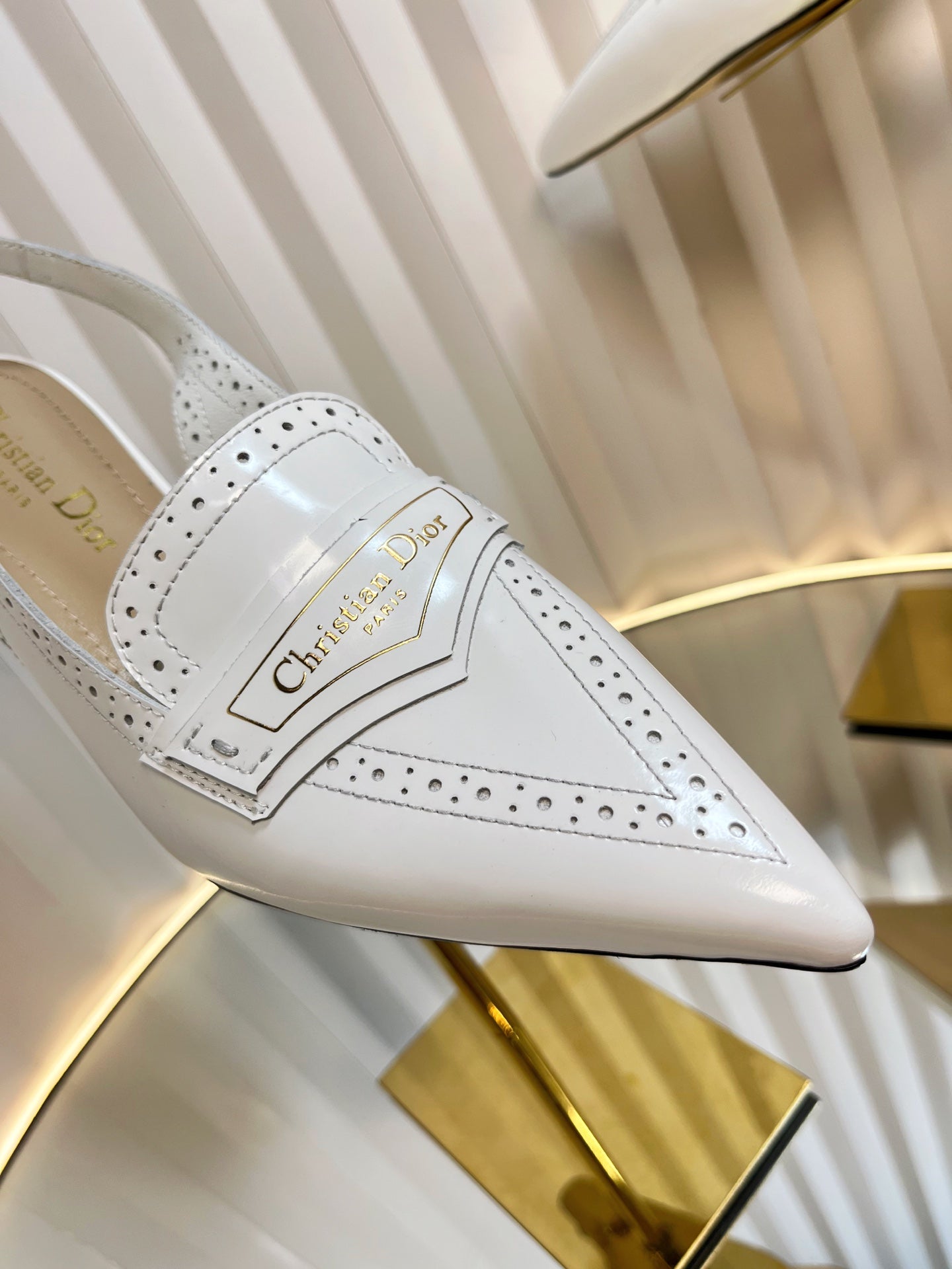 BOY SLINGBACK PUMP 35MM 25S IN WHITE CALFSKIN