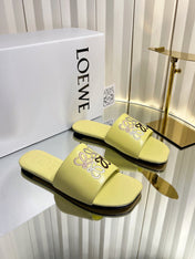 LOEWE 26S LOGO-EMBROIDERED SANDALS IN LIGHT YELLOW CALFSKIN