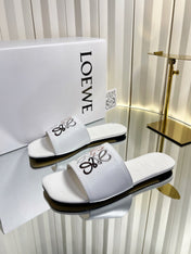 LOEWE 26S LOGO-EMBROIDERED SANDALS IN WHITE CALFSKIN