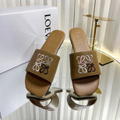 LOEWE 26S LOGO-EMBROIDERED SANDALS IN CAMEL BROWN CALFSKIN