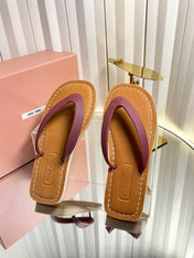 MIUMIU 26S THONG FLAT SANDALS IN BURGUNDY RED CALFSKIN