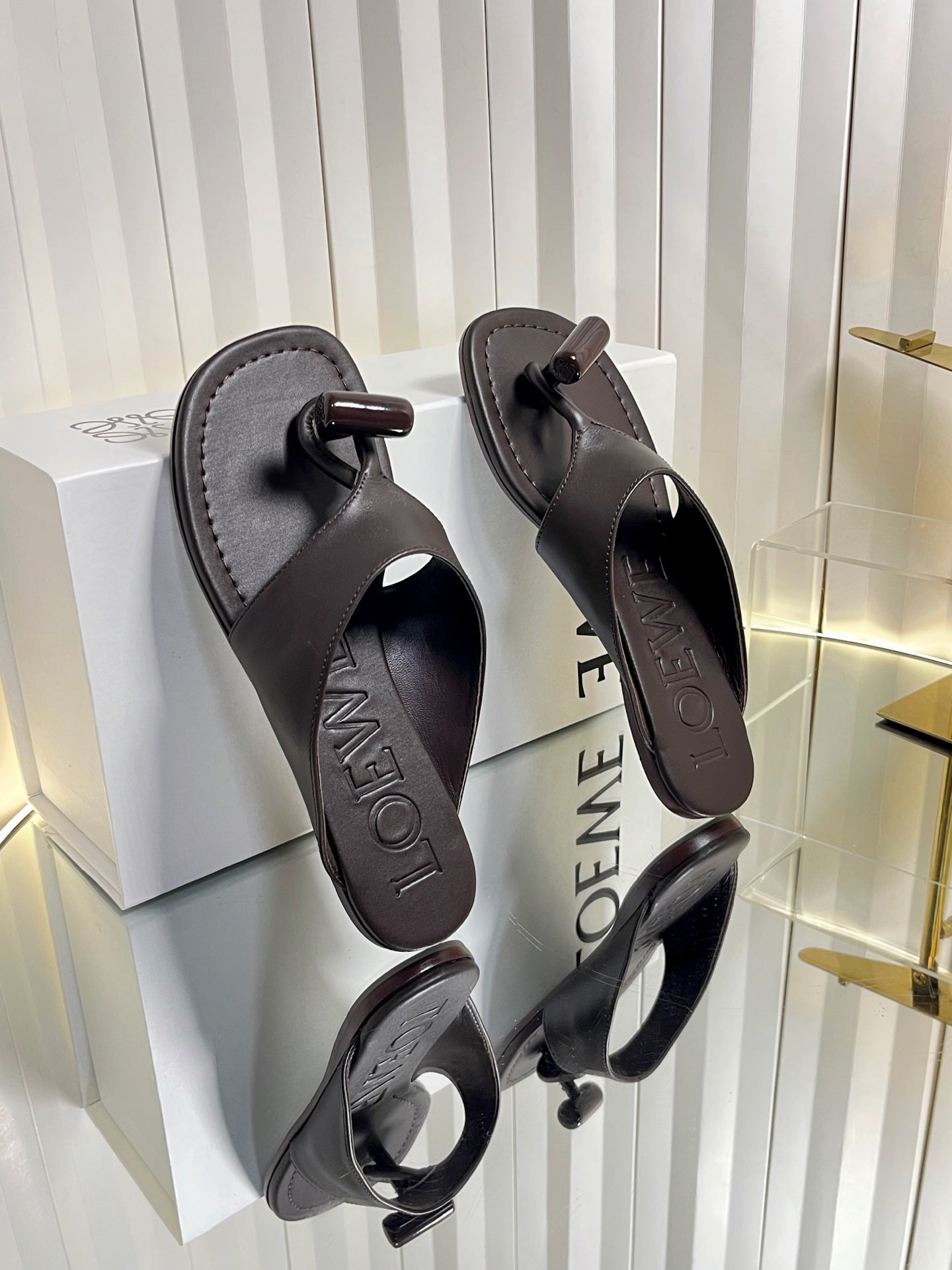 LOEWE 26S THONG SANDALS IN DARK BROWN CALFSKIN