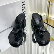 LOEWE 26S HEELED THONG SANDALS 90 MM IN BLACK CALFSKIN