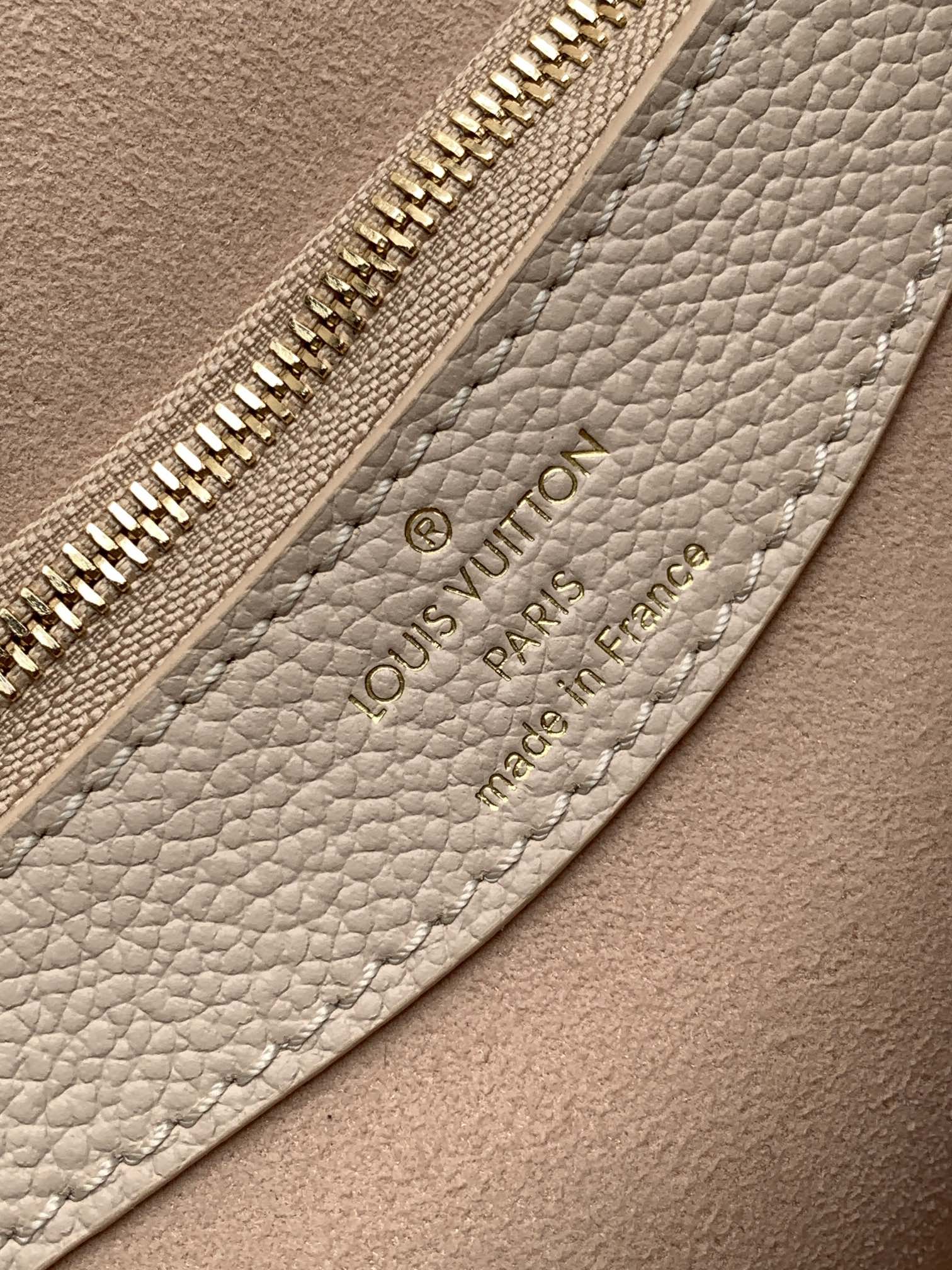 DIANE 23 IN LIGHT BEIGE MONOGRAM EMPREINTE LEATHER