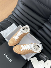CC SNEAKER IN PEANUT BROWN MIX WHITE EMBROIDERED LAMBSKIN
