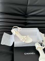 MID-HEEL 35 MM SANDAL IN WHITE SHEEPSKIN