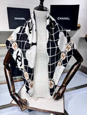 CHANEL 25S SCARF 90 IN CASHMERE SILK 737220