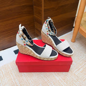 VALENTINO 26S ESPADRILLE WEDGE SANDALS 95 MM IN WHITE SUEDE WITH ROCKSTUDS