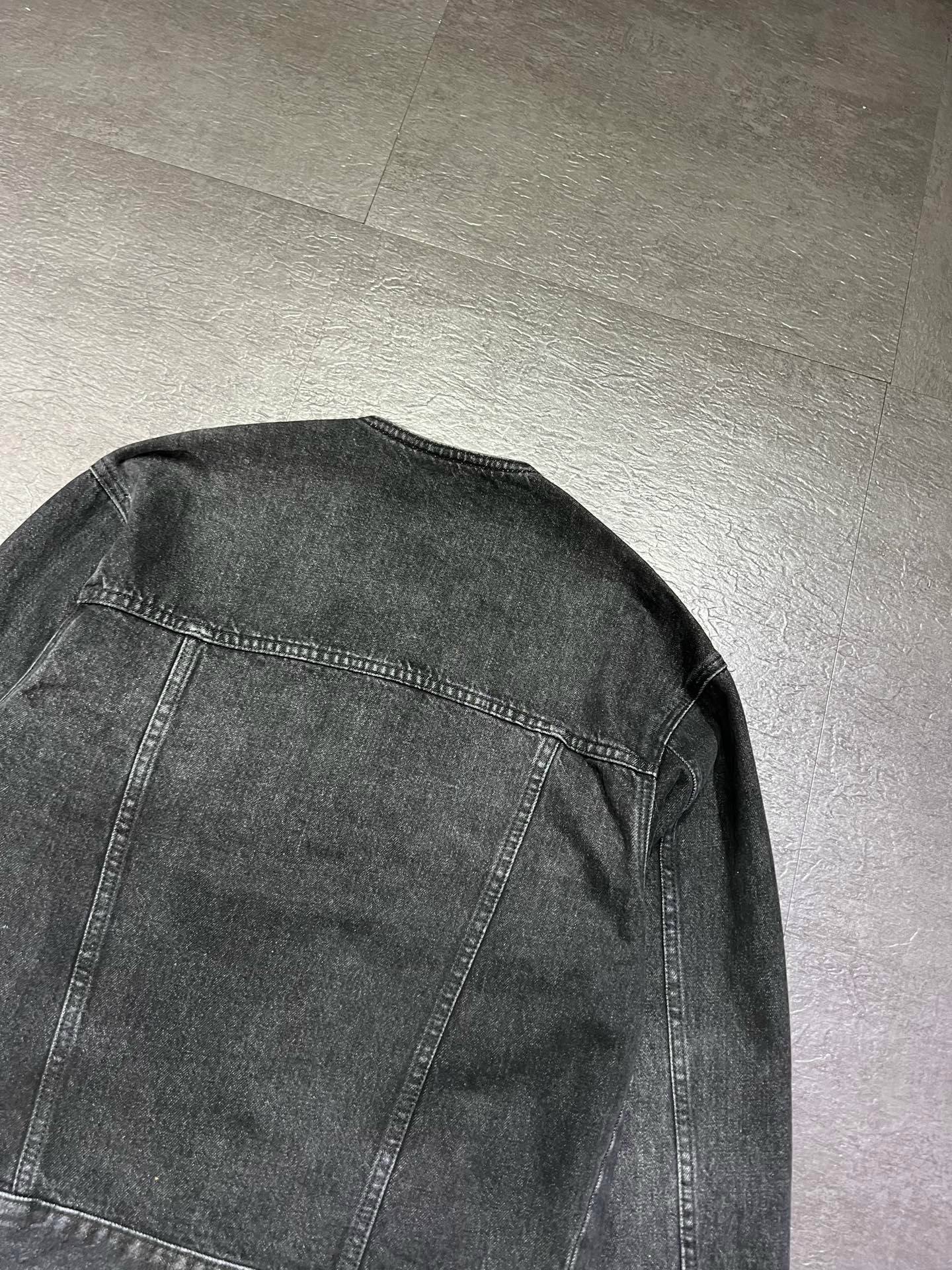 CHANEL 26S DENIM JACKET 1714