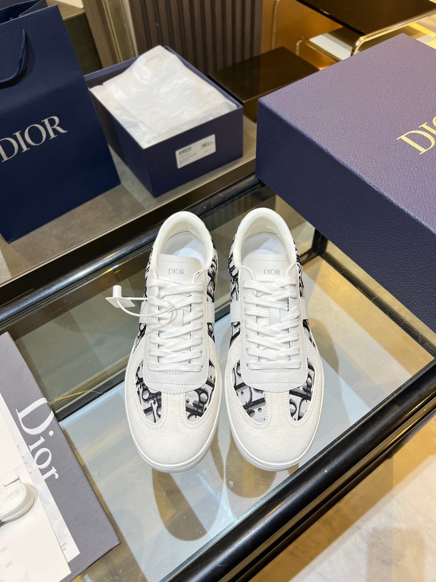 DIOR 26S B01 MATCHPOINT SNEAKER IN BLACK & WHITE OBLIQUE JACQUARD CANVAS AND SUEDE