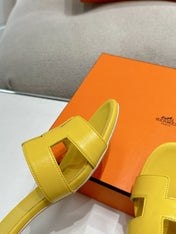 0ASIS SANDAL YELLOW CALFSKIN CLASSIC