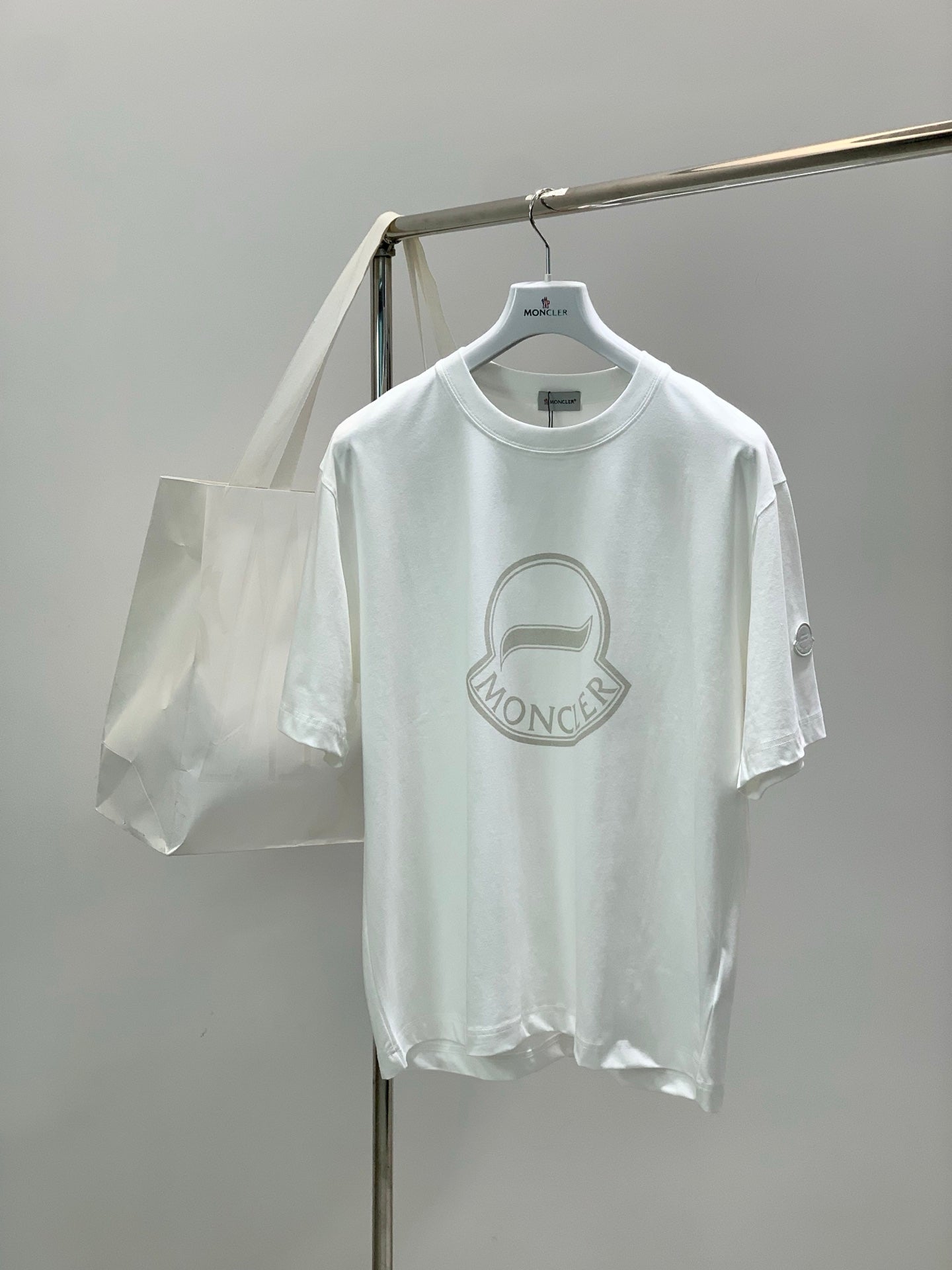 MONCLER 26S T-SHIRT 511