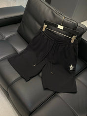 MONCLER 26S SHORTS 592