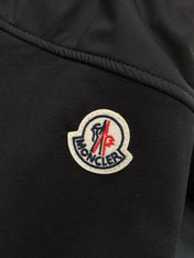 MONCLER 26S SHORTS 592
