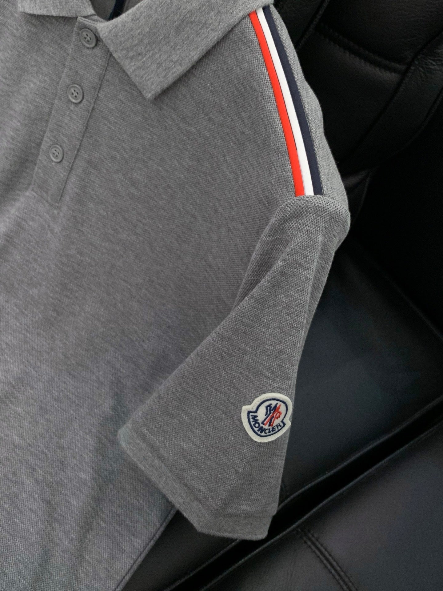 MONCLER 26S POLO SHIRT 587