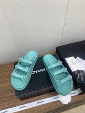 DAD SANDAL IN SKY BLUE LAMBSKIN MULE