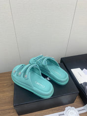 DAD SANDAL IN SKY BLUE LAMBSKIN MULE