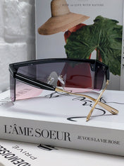 SUNGLASS CLUB M1U 566688 IN BLACK ACETATE PINK SMOKE LENSES