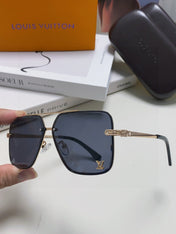 SQUARE SUNGLASSES 570265 IN GOLD METAL LOGO ON LENS
