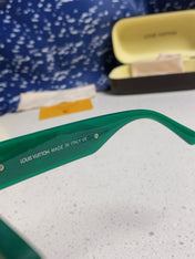 CAT EYE SUNGLASSES 576882 IN GREEN AND GOLD ACETATE