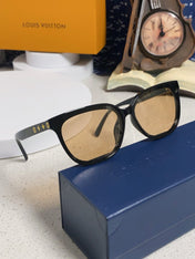 CAT EYE SUNGLASSES 571646 IN BLACK ACETATE LIGHT BROWN LENS