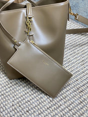 LE 37 MEDIUM BUCKET BAG 25 IN CEDAR BROWN CALFSKIN GOLD HARDWARE