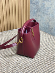 LE 37 SMALL BUCKET BAG 20 IN BURGUNDY RED CALFSKIN GOLD HARDWARE