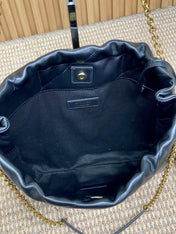 DRAWSTRING CHAIN STRAP SHOULDER BAG 39 IN NAVY BLUE QUILTED CALFSKIN