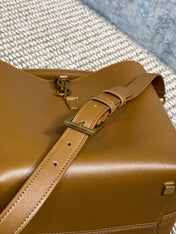 LE 37 MEDIUM BUCKET BAG 25 IN TORTILLA BROWN CALFSKIN GOLD HARDWARE