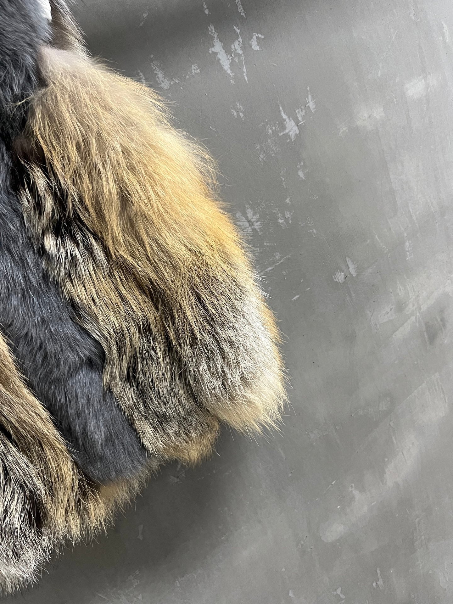 LV 25S FUR VEST 0059